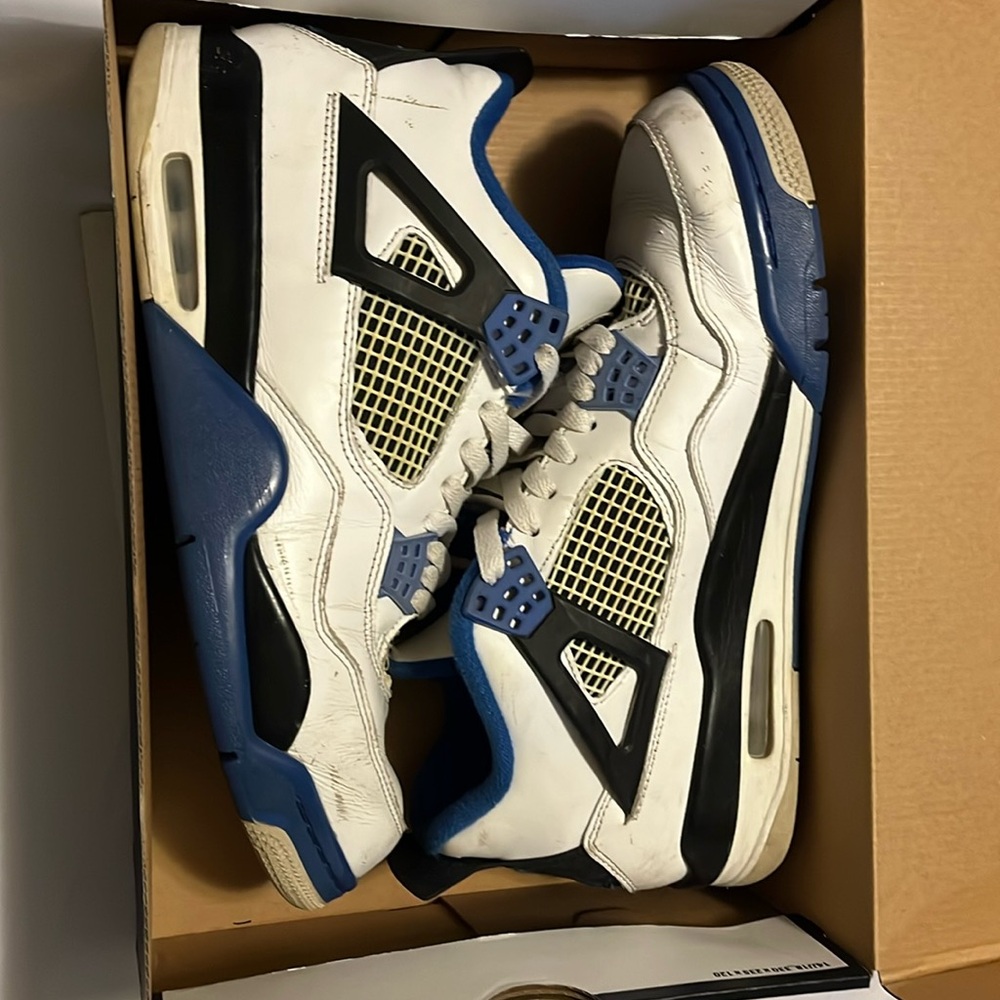 Jordan 4 Motorsport